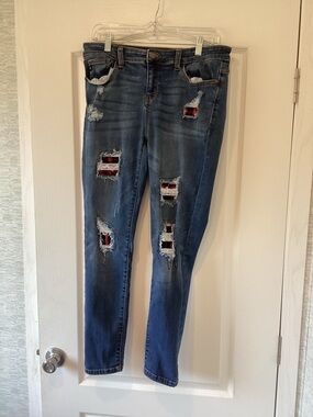 Judy Blue Distressed Blue Skinny Jeans with Red Patch Details 15/32 EUC